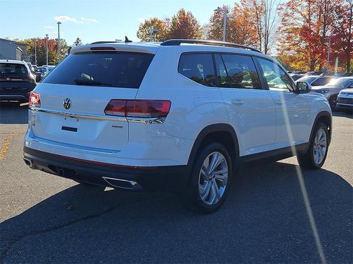 2022 Volkswagen Atlas 3.6L SE w/Technology