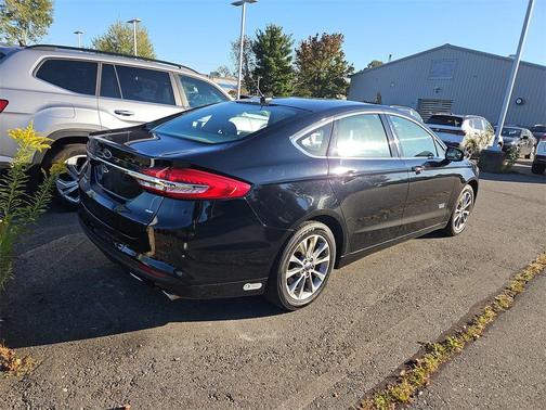2017 Ford Fusion Energi SE Luxury