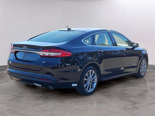 2017 Ford Fusion Energi SE Luxury