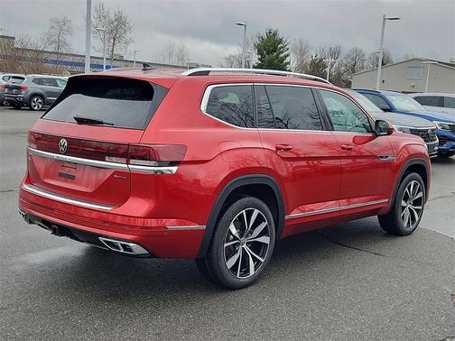 2025 Volkswagen Atlas 2.0T SEL Premium R-Line