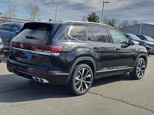2025 Volkswagen Atlas 2.0T SEL Premium R-Line