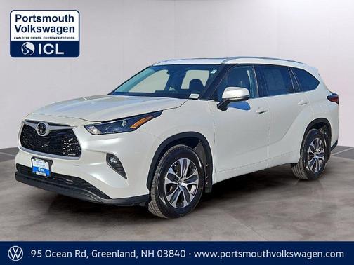 Wind Chill Pearl 2023 Toyota Highlander XLE