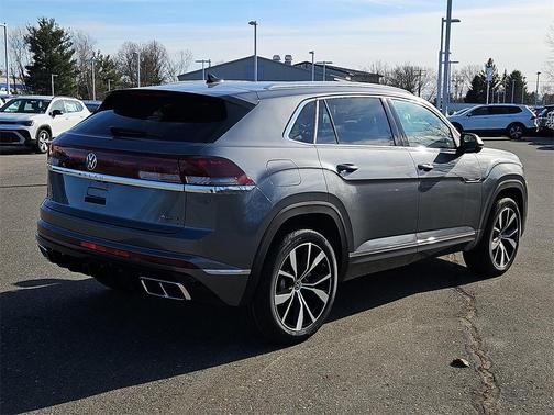 2025 Volkswagen Atlas Cross Sport 2.0T SEL Premium R-Line