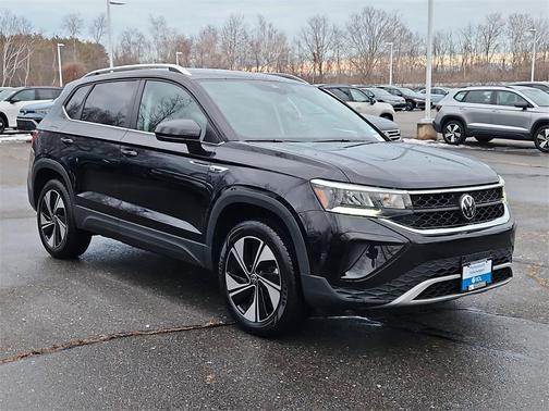 2024 Volkswagen Taos 1.5T SE
