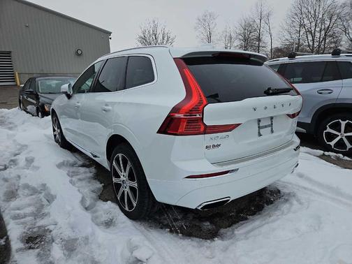 2021 Volvo XC60 T5 Inscription
