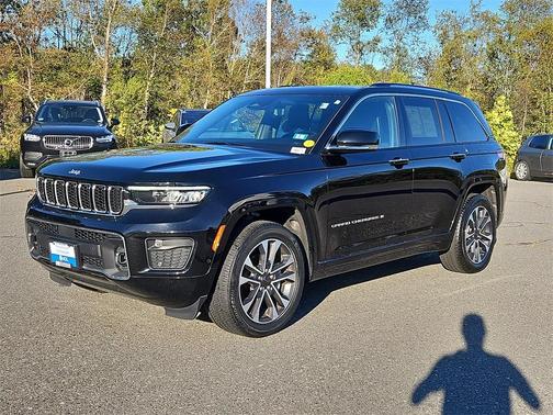 2022 Jeep Grand Cherokee Overland