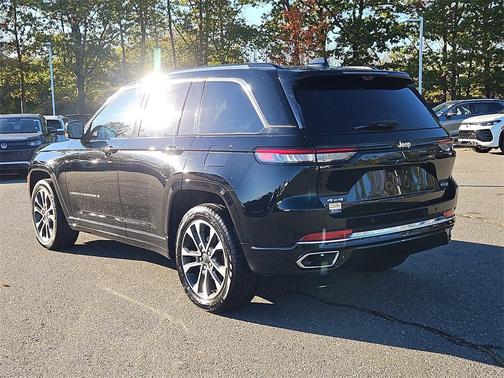 2022 Jeep Grand Cherokee Overland