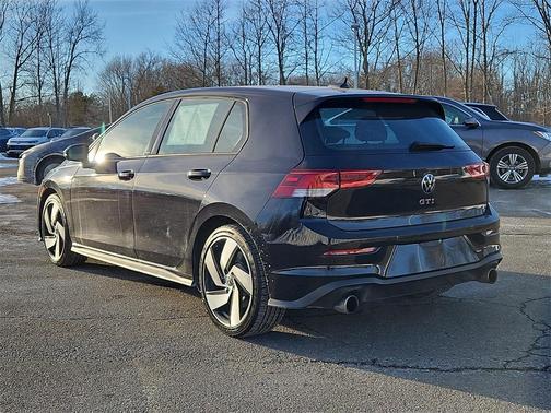 2022 Volkswagen Golf GTI 2.0T SE