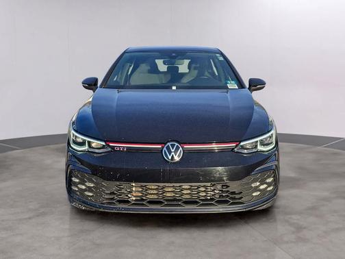 2022 Volkswagen Golf GTI 2.0T SE
