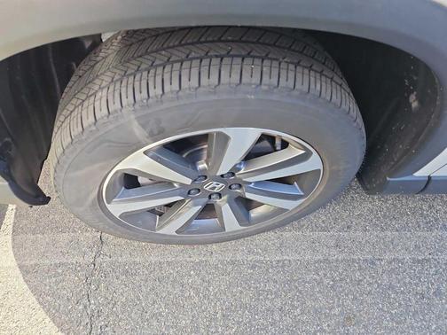 Platinum White Pearl 2023 Honda Pilot Touring