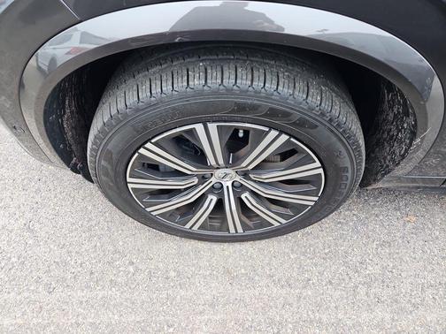 2023 Volvo XC90 B6 Plus 6-Seater