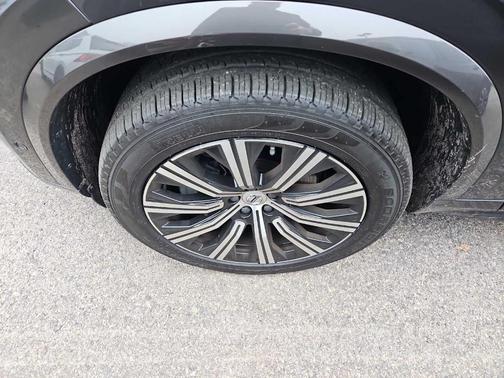 2023 Volvo XC90 B6 Plus 6-Seater