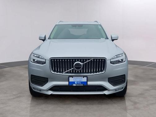 2021 Volvo XC90 T6 Momentum 6 Passenger
