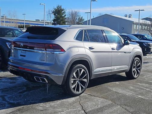 2025 Volkswagen Atlas Cross Sport 2.0T SEL Premium R-Line