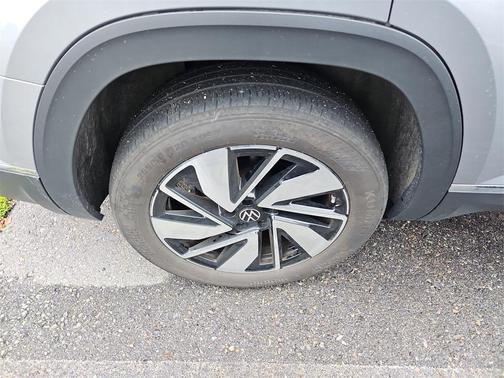 2024 Volkswagen Atlas 2.0T SEL
