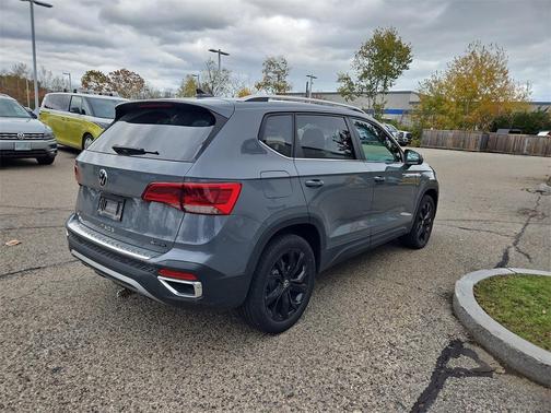 2023 Volkswagen Taos 1.5T SE