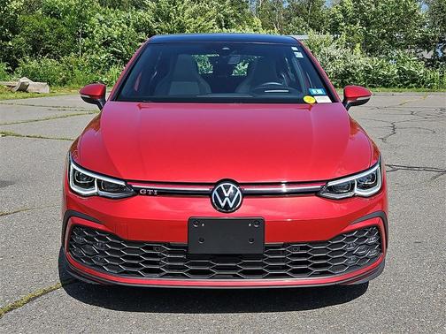 2022 Volkswagen Golf GTI 2.0T Autobahn