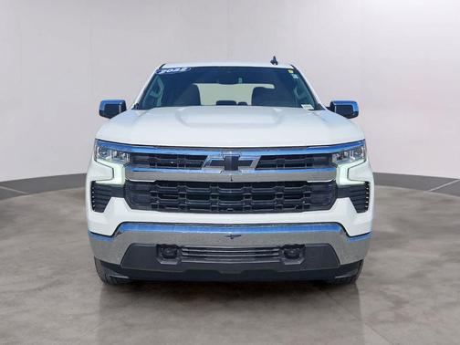 Summit White 2022 Chevrolet Silverado 1500 LT