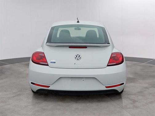 2019 Volkswagen Beetle 2.0T S