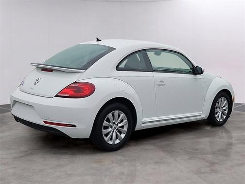 2019 Volkswagen Beetle 2.0T S