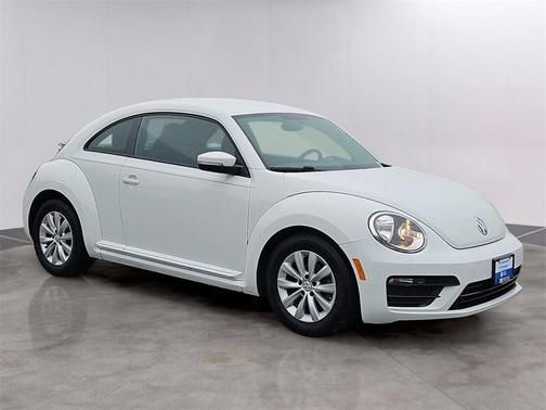 2019 Volkswagen Beetle 2.0T S