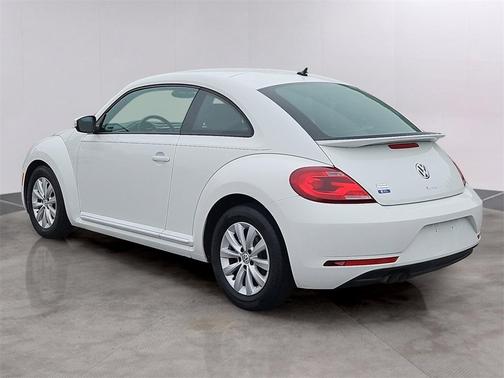 2019 Volkswagen Beetle 2.0T S