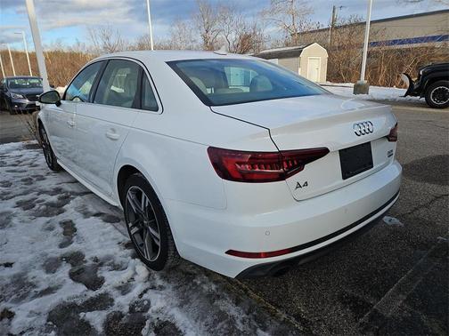 2018 Audi A4 2.0T Premium Plus