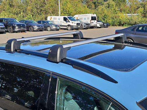 2025 Volkswagen Tiguan 2.0T SE R-Line Black