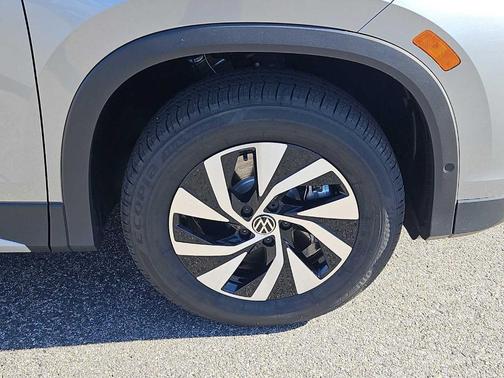 Pyrite 2026 Volkswagen Tiguan 2.0T S