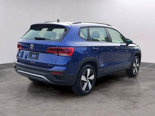Blue Dusk 2024 Volkswagen Taos 1.5T S