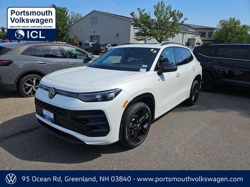 Opal White Pearl 2026 Volkswagen Tiguan 2.0T SE R-Line Black