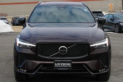 2026 Volvo XC60 B5 Plus