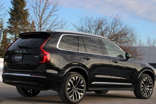 2026 Volvo XC90 Plug-In Hybrid T8 Plus 7-Seater