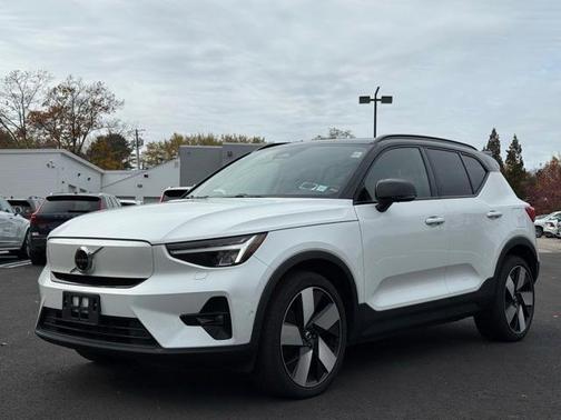 2023 Volvo XC40 Recharge Pure Electric Twin Plus