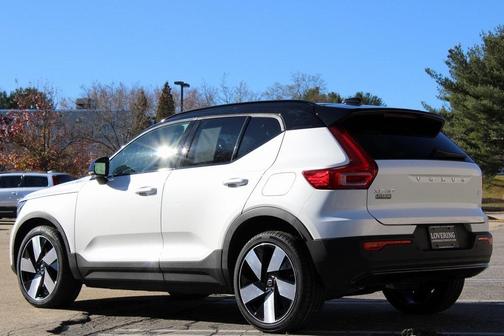 2023 Volvo XC40 Recharge Pure Electric Twin Plus