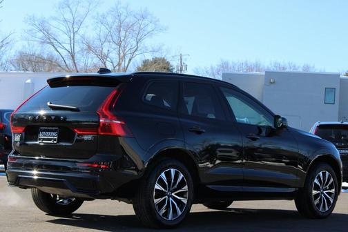 2025 Volvo XC60 B5 Plus