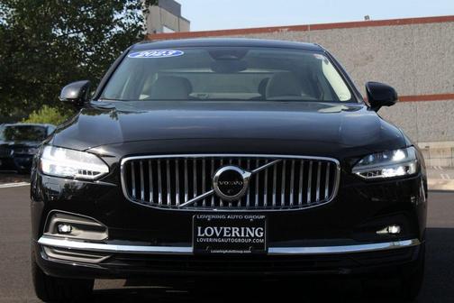 2023 Volvo S90 B6 Plus