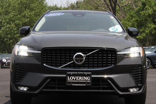 2024 Volvo XC60 B5 Plus Dark Theme