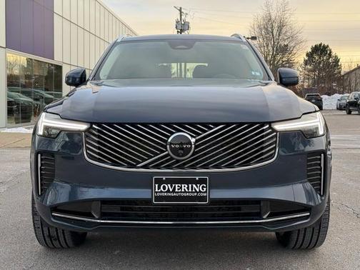 2025 Volvo XC90 B6 Plus 7-Seater