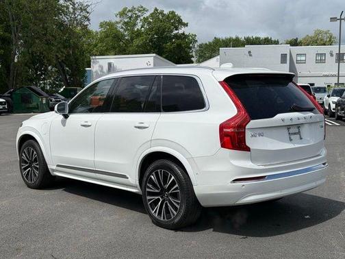 Crystal White Metallic 2025 Volvo XC90 Plug-In Hybrid T8 Plus 7-Seater