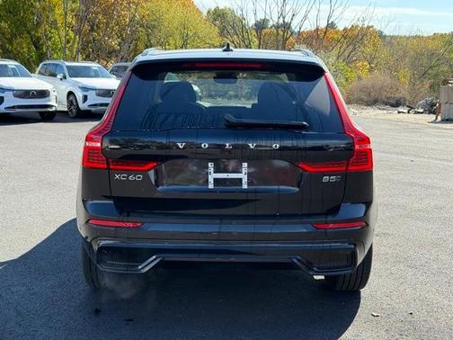2025 Volvo XC60 B5 Plus