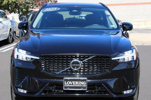 2025 Volvo XC60 B5 Plus