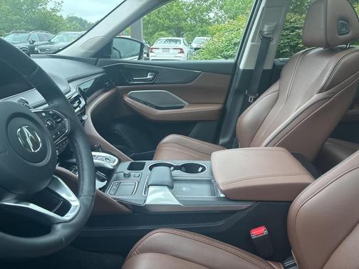 2023 Acura MDX Advance