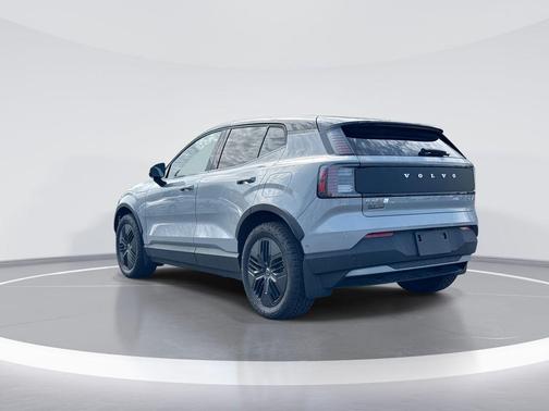 Vapour Grey 2026 Volvo EX30 TWIN MOTOR CROSS COUNTRY ULTRA