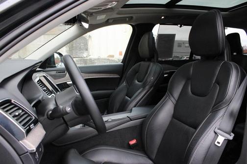 2021 Volvo XC90 T6 Inscription 6 Passenger