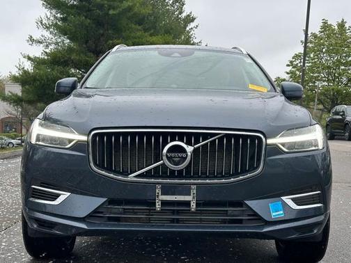 2021 Volvo XC60 Recharge Plug-In Hybrid T8 Inscription