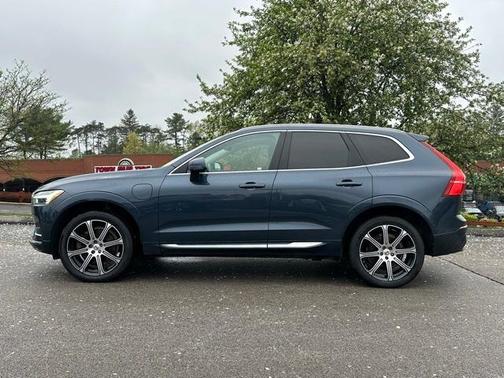2021 Volvo XC60 Recharge Plug-In Hybrid T8 Inscription