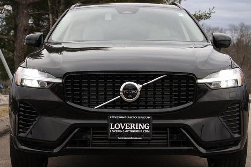 2025 Volvo XC60 Plug-In Hybrid T8 Plus