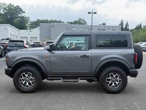 Carbonized Gray Metallic 2023 Ford Bronco Badlands