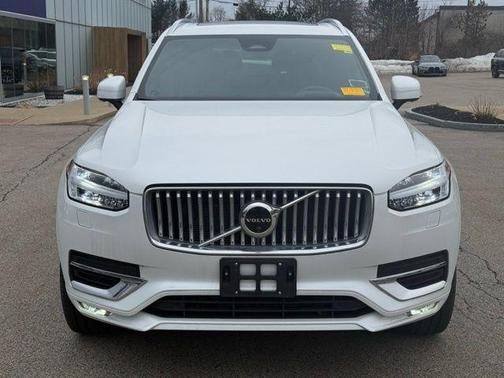 2023 Volvo XC90 B6 Ultimate 7-Seater